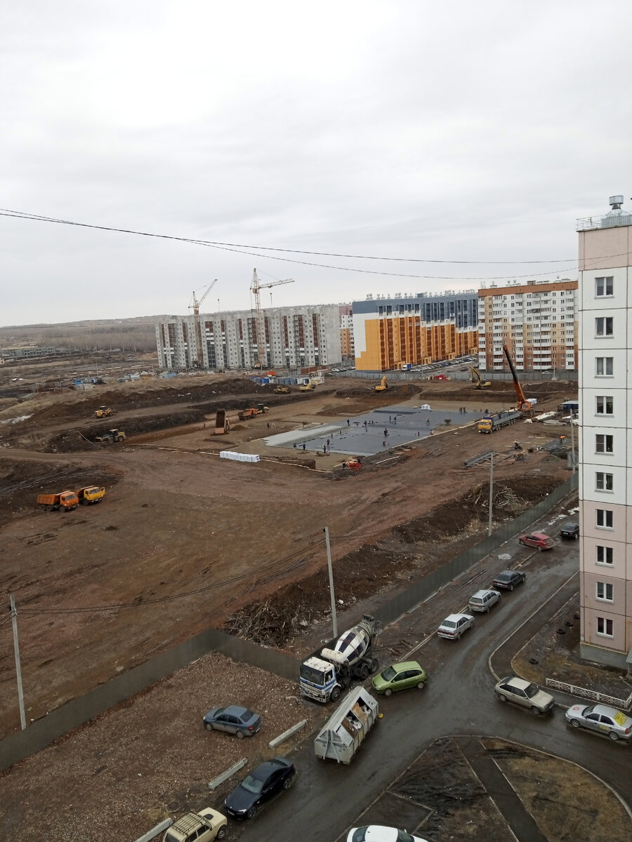 Строительная площадка новой школы