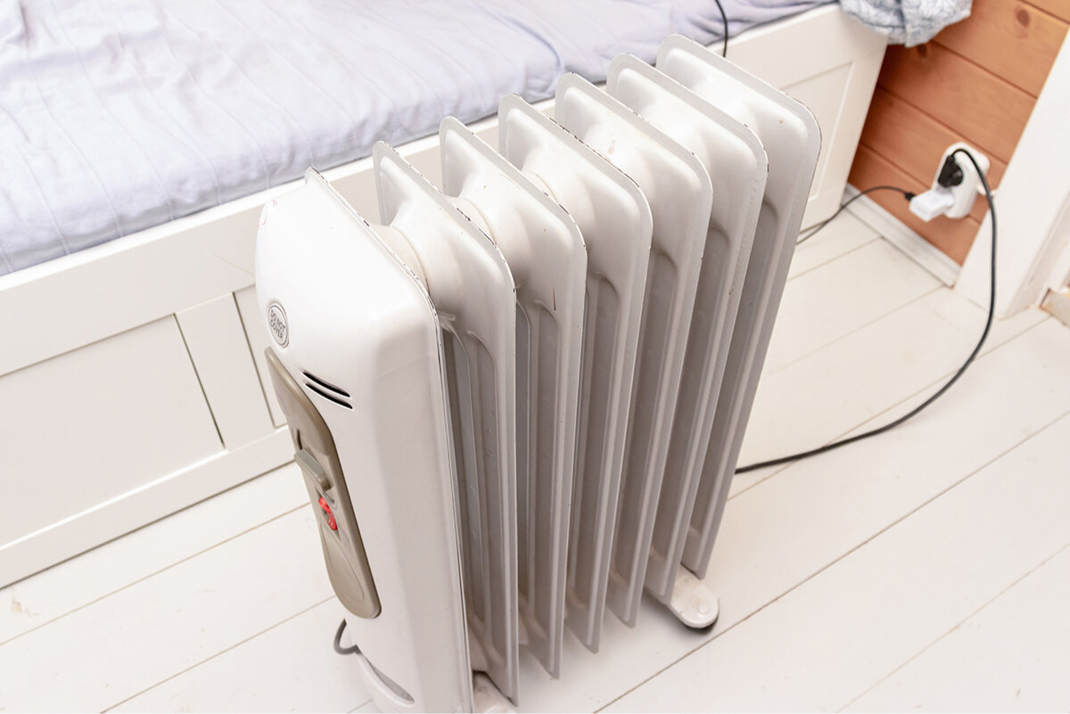    Поверхность масляного обогревателя может нагреваться до 120 °Cshutterstock