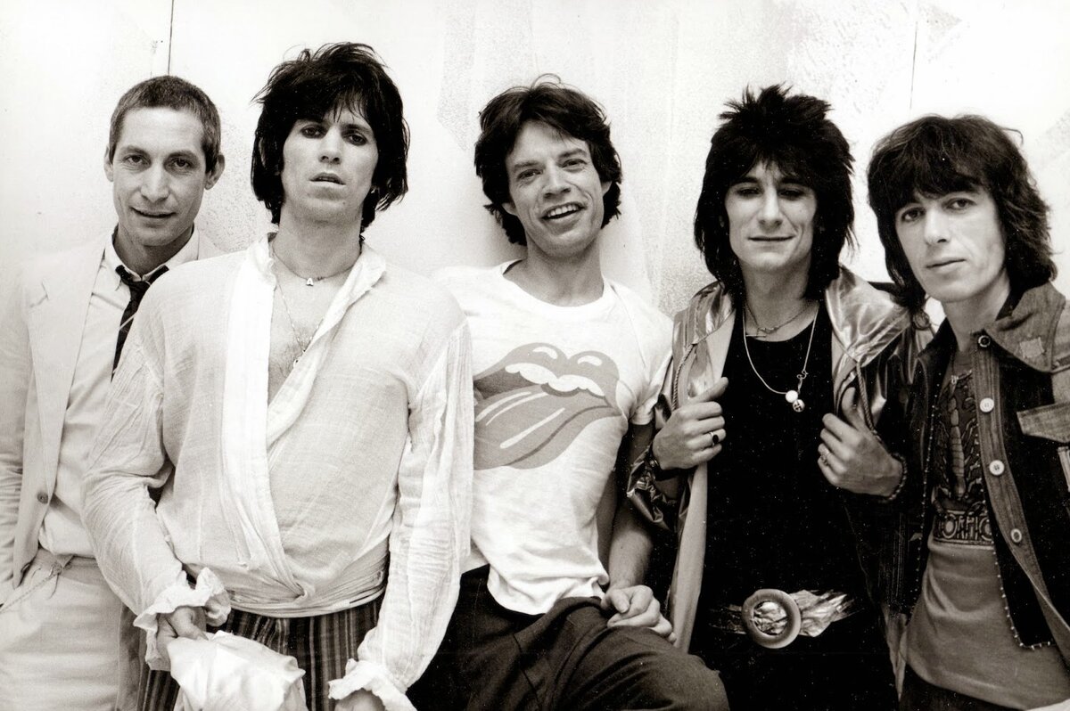 The rolling girls stones. Группа the Rolling Stones. Группа зе Роллинг стоунз. Группа Роллинг стоунз фото. Роллинг стоунз 2021.