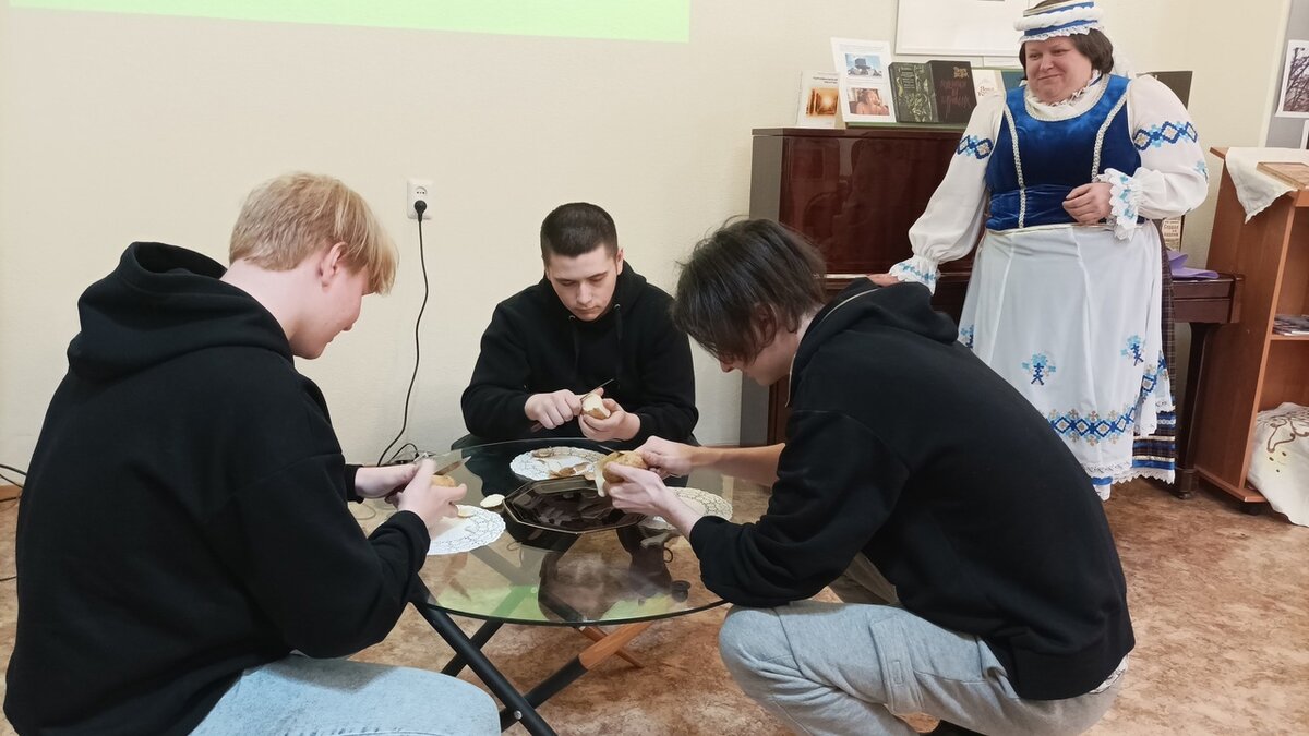    В городе Карелии решили посоревноваться в чистке картофеля на скоростьpxhere.com