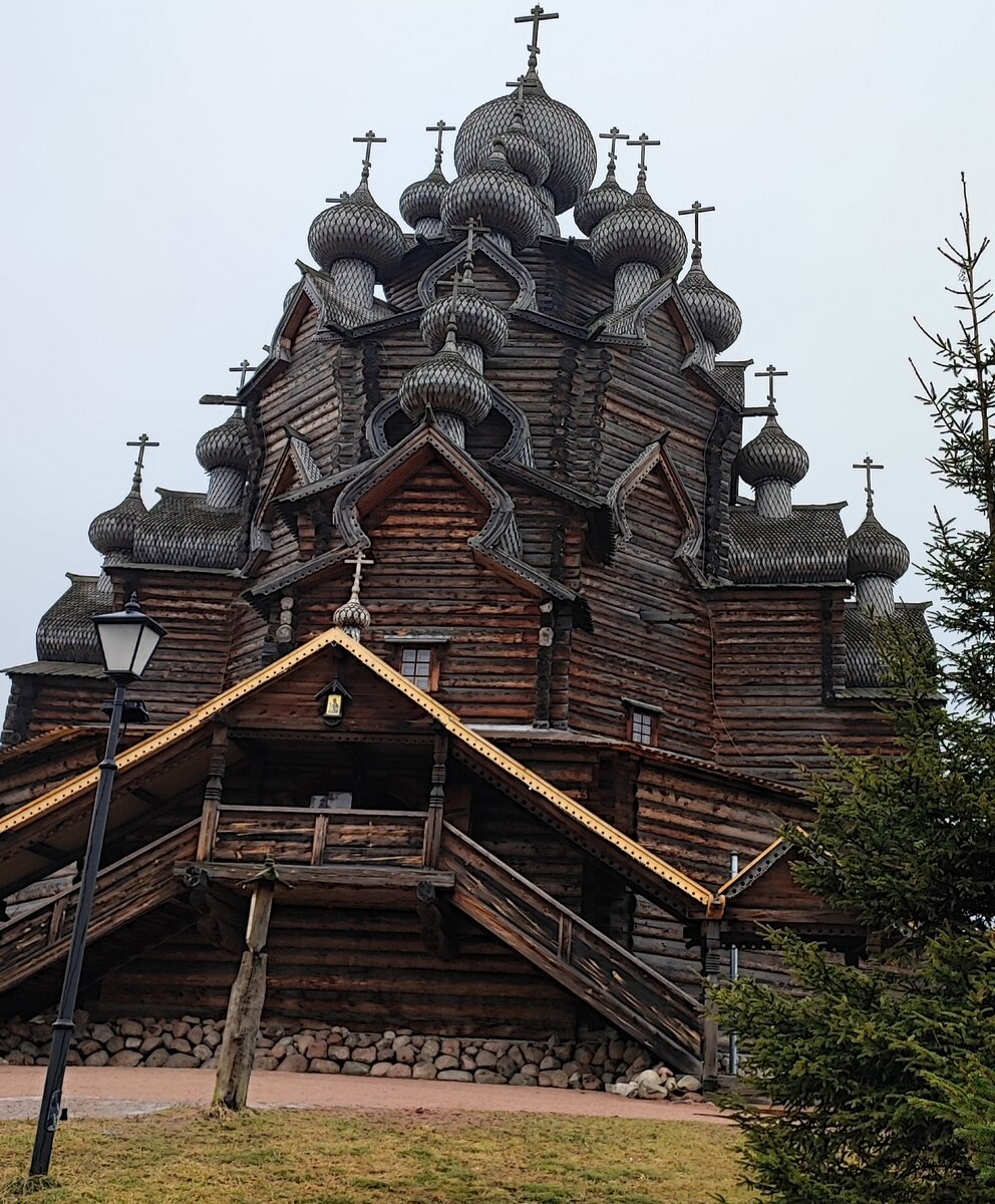 Храм в честь Покрова Пресвятой Богородицы