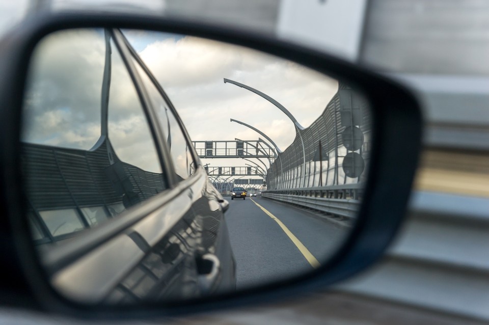     Петербуржец отсудил более 30 млн рублей у автопроизводителя за неисправную машину. Олег ЗОЛОТО