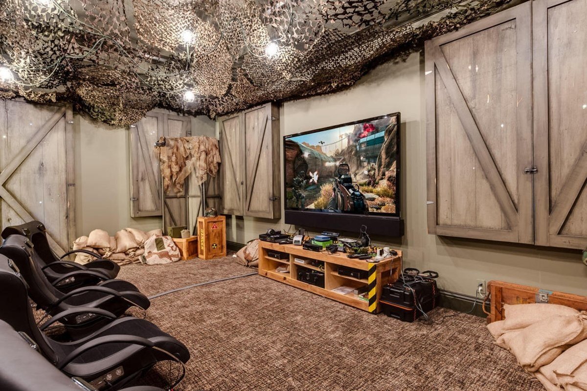 комната в военном стиле для мальчика