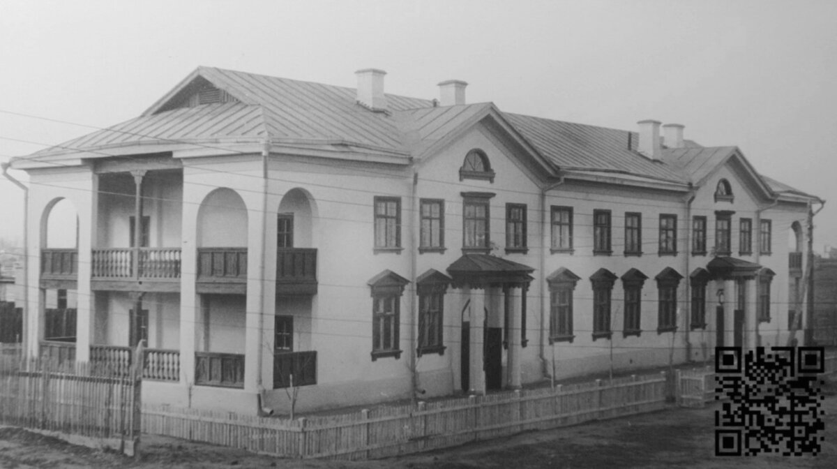 5-я Парковая улица, 27А. Вид с юго-востока. Фотография конца 1940-х гг. из архива Музея районов Измайлово и Соколиная Гора. 