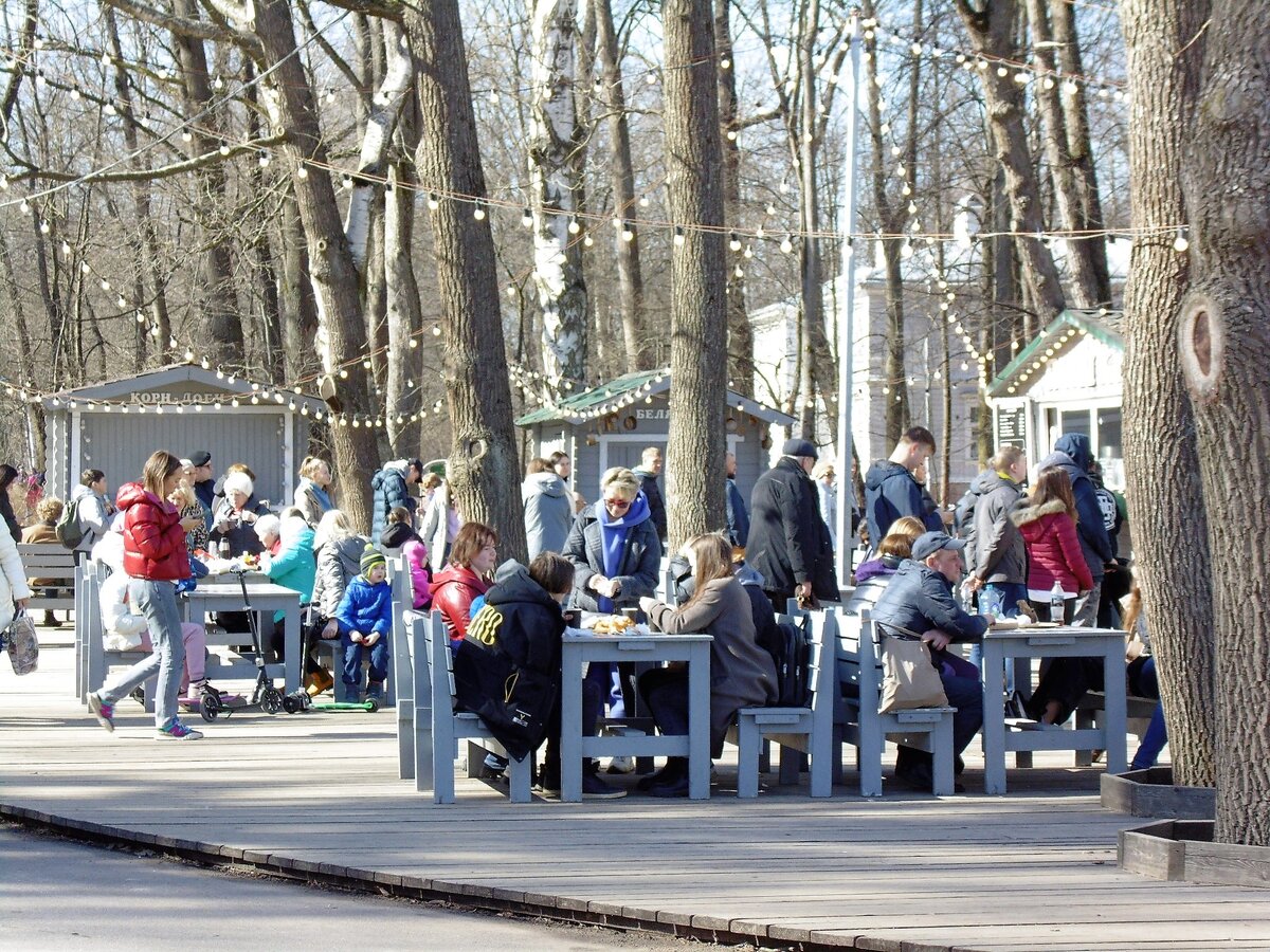 Кафешки на Елагином. Фото автора