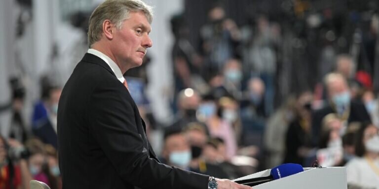 Фото: с сайта Кремля (http://static.kremlin.ru/media/events/photos/big2x/Q96ZdzIpXpjTJlwYea7Lhj86IXGZ3WGk.JPG)