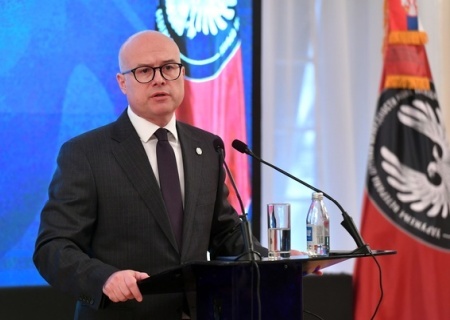    Сербия отрицает утверждения западных СМИ о поставках оружия на Украину