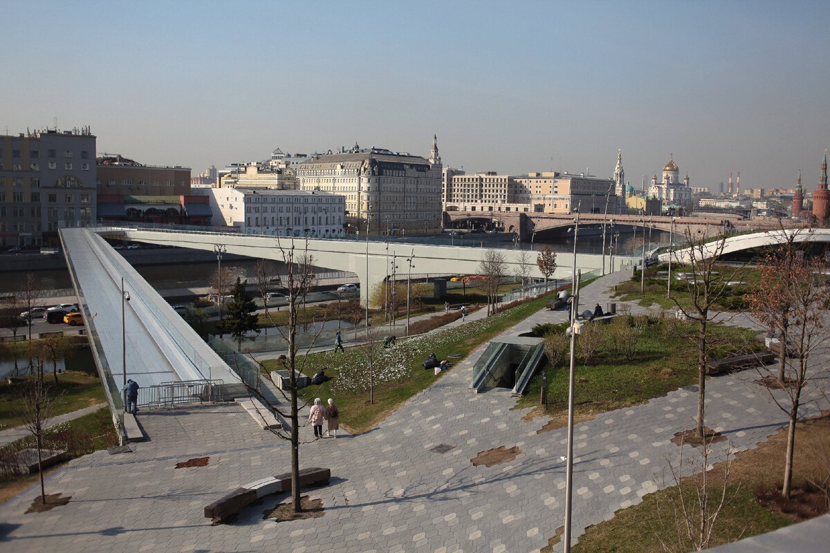 Зарядье над москвой