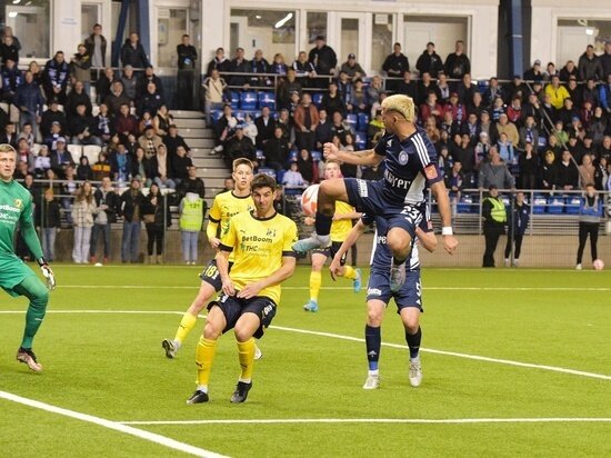     Лукас Вера (в центре). ФОТО: РПЛ