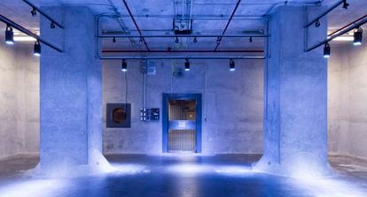 Вход в бронированный бокс для хранения золота Банка Канады в Дифенбункере