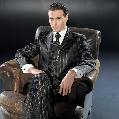 Таким автор представляет Валерия Васильевича