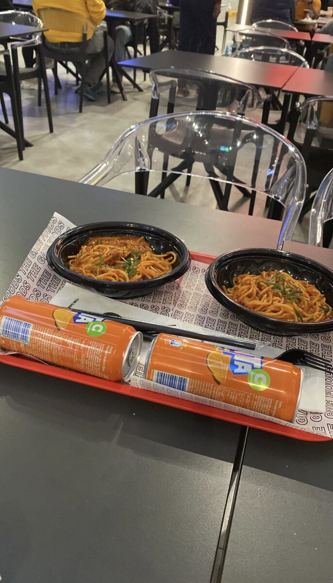 Бесплатная еда от Turkish Airlines. Кстати не плохая