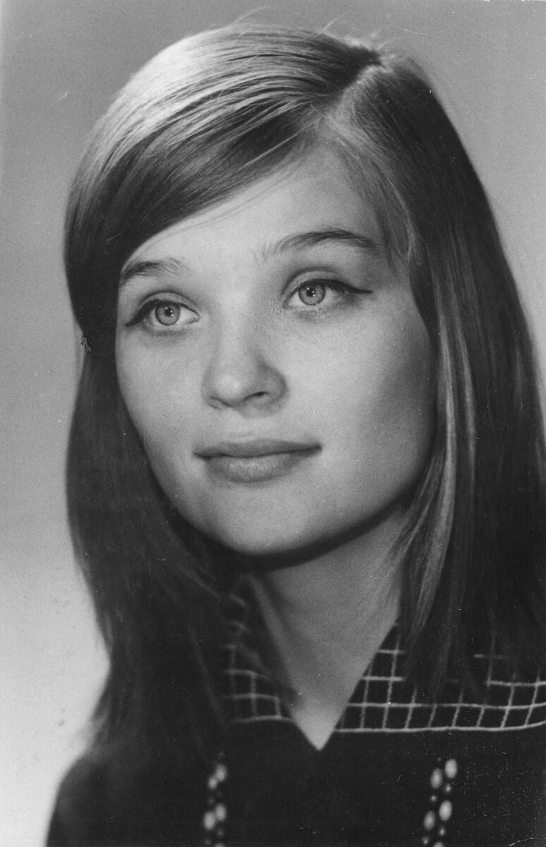Светличная актриса фото в молодости