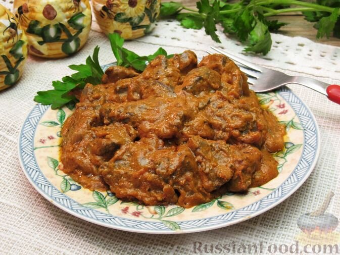 Куриная печень с яблоками