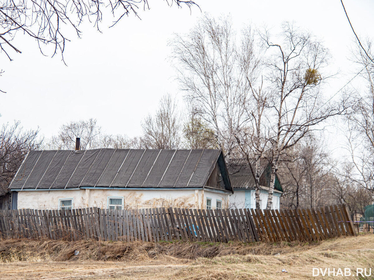 Красная речка хабаровск. Хабаровск поселок красная речка. Река красная речка хабаровск. Красная речка хабаровск. Красная речка хабаровск.