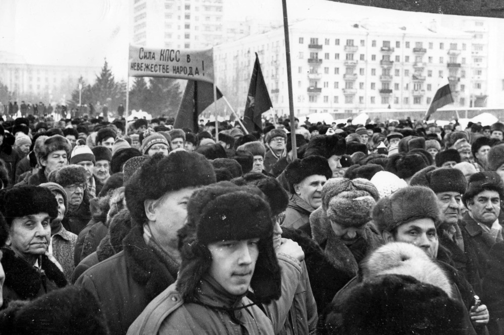 Рядовые коммунисты строили своё будущее и будущее своих семей и сослуживцев