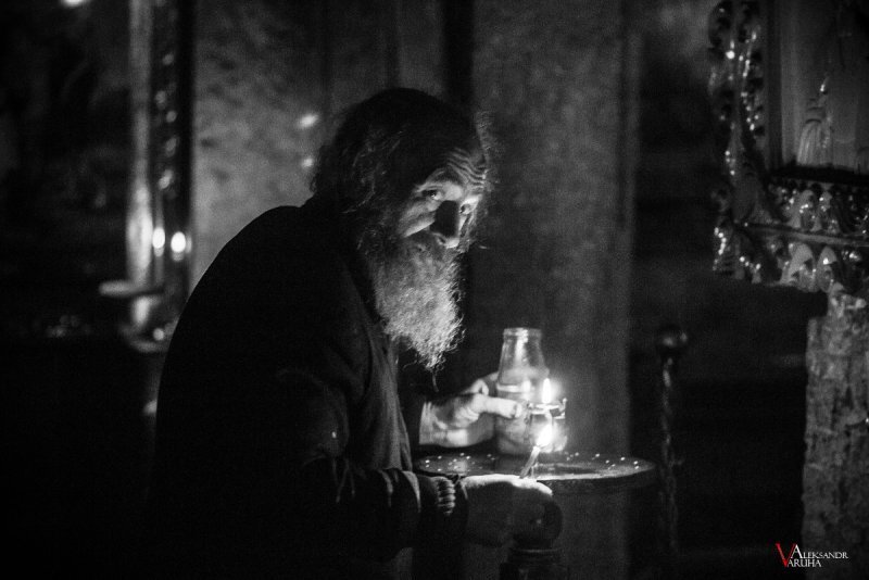 Привела его в свою историю. Согласился) 