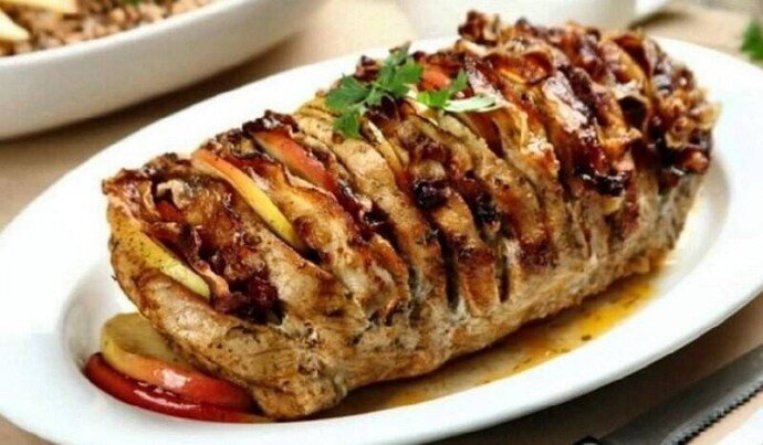 Гармошка из мяса свинины в духовке - 8 рецептов с пошаговыми фото