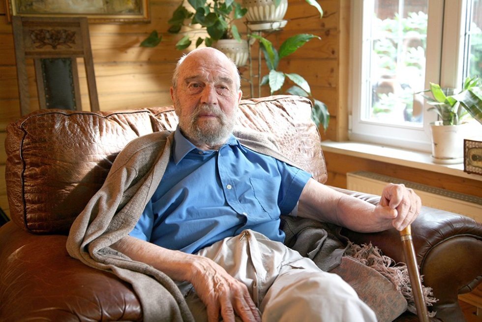 Георгий Иванович Бехар. Он же -Джордж Блейк