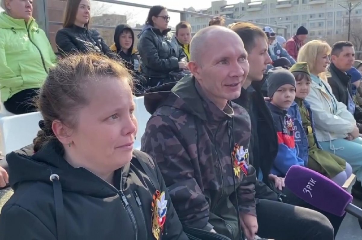    Зампред правительства исполнила мечту забайкальца побывать на Параде Победы