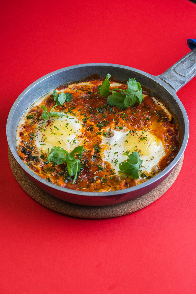 Шакшука, израильский завтрак 🍳 | ДНЕВНИК ШЕФА👨🏻‍🍳 | Дзен