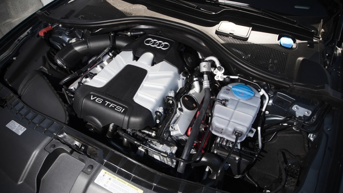 Двигатели а6 с5. Двигатель Audi a6 с7. Ауди с6 мотор 2008. Ауди а6 с6 мотор. Мотор 3.5 Ауди.