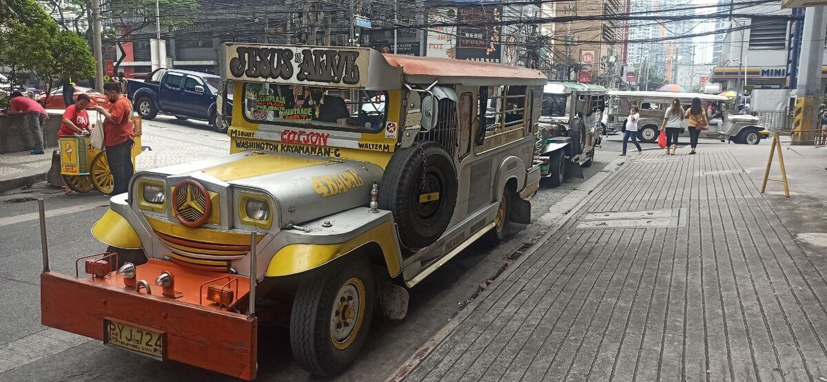 Джипни - визитная карточка Манилы