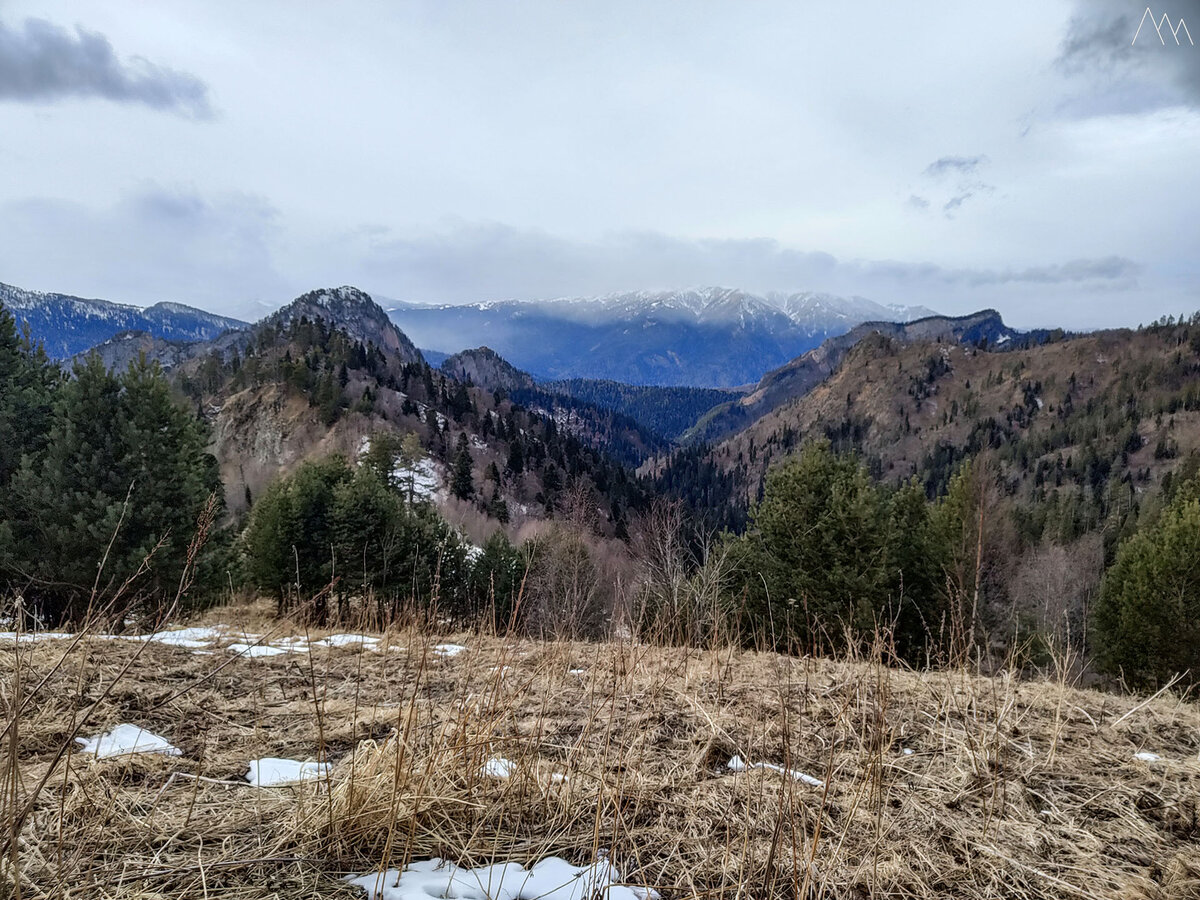 Впереди были горы. Маршрут на Тхач. Вдоль реки брод Тхач. Тхач палатки. Вдоль реки куна брод Тхач.