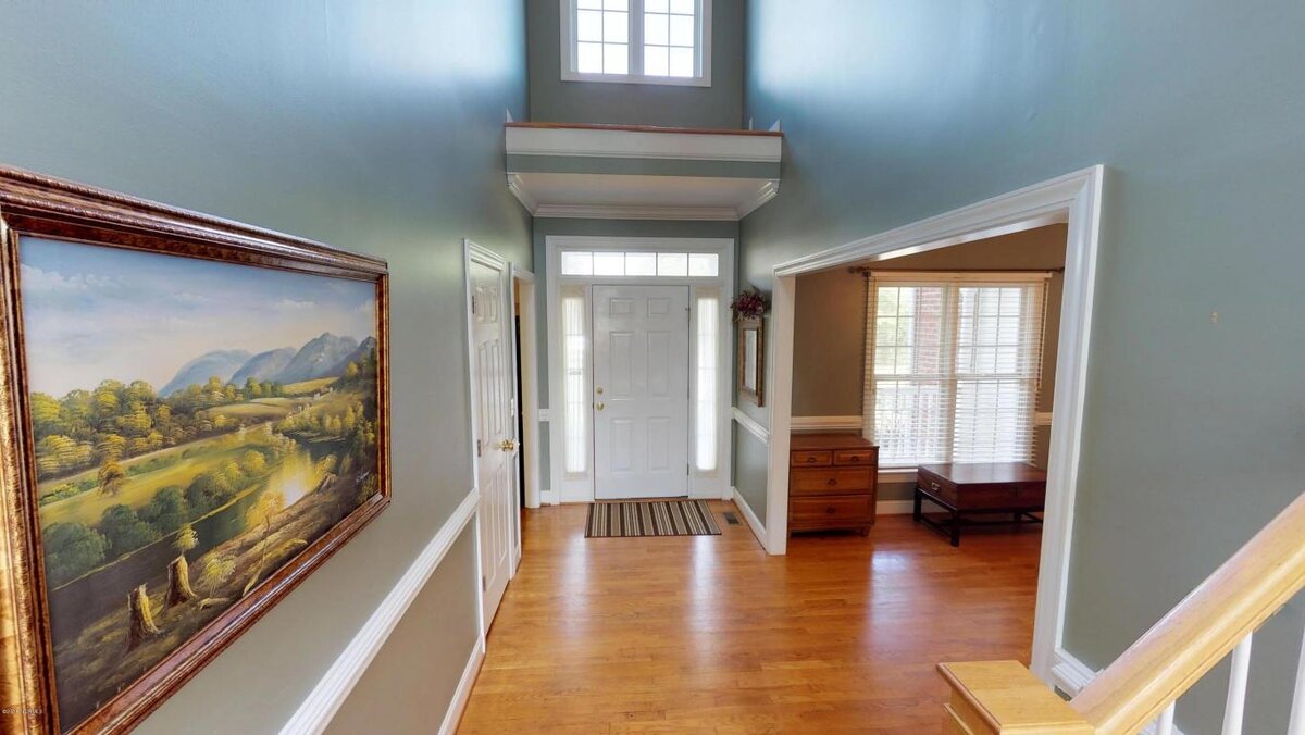    Главный блогер планеты выкупил целый район — для себя, своей семьи и коллег