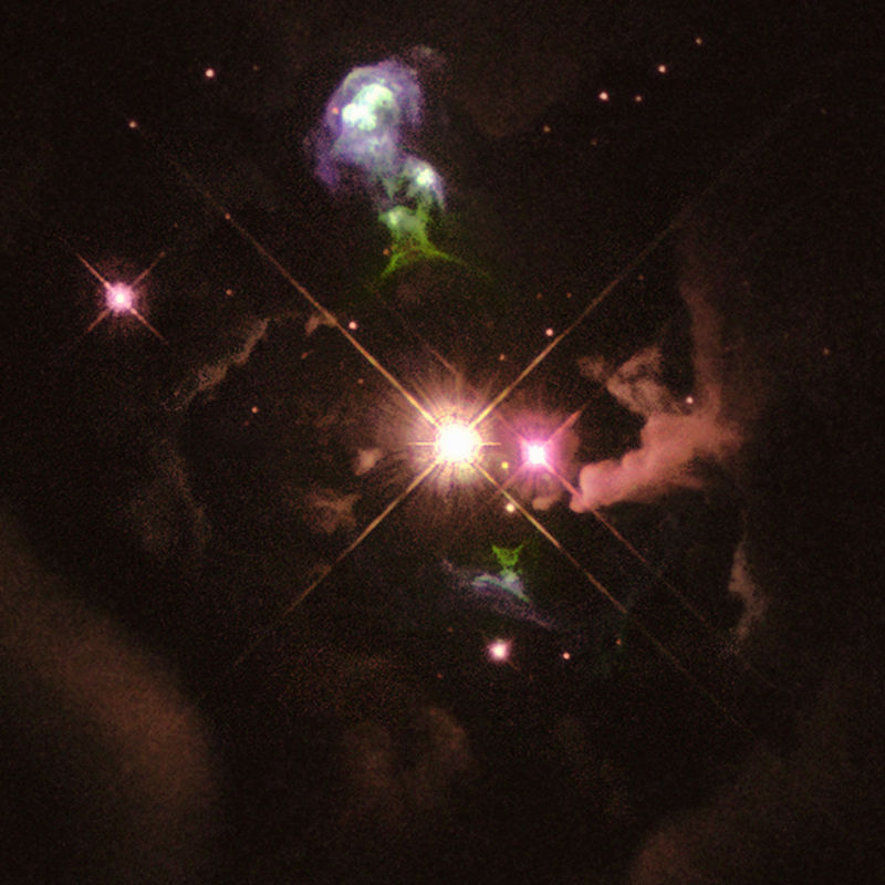 HH 32 — один из ярчайших объектов Хербига — Аро Авторство: NASA and The Hubble Heritage Team (AURA/STScI). (PD). http://hubblesite.org/newscenter/archive/releases/1999/35/image/a/, Общественное достояние