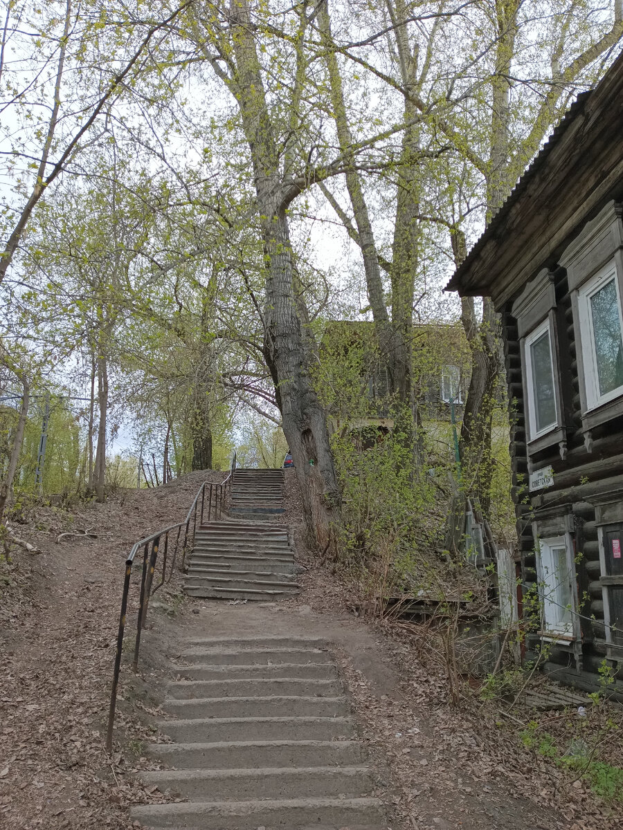 Улица Томска