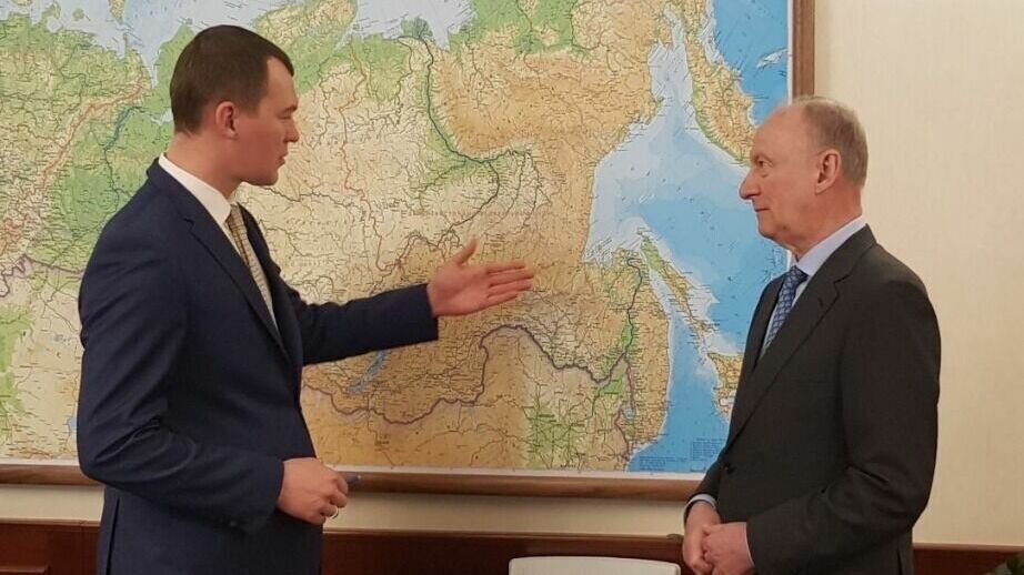     Находясь в Москве, Михаил Дегтярев провел рабочую встречу с Николаем Патрушевым. В фокусе внимания — ряд важнейших вопросов, касающихся исполнения государственного оборонного заказа и исполнение крупных инвестпроектов.
