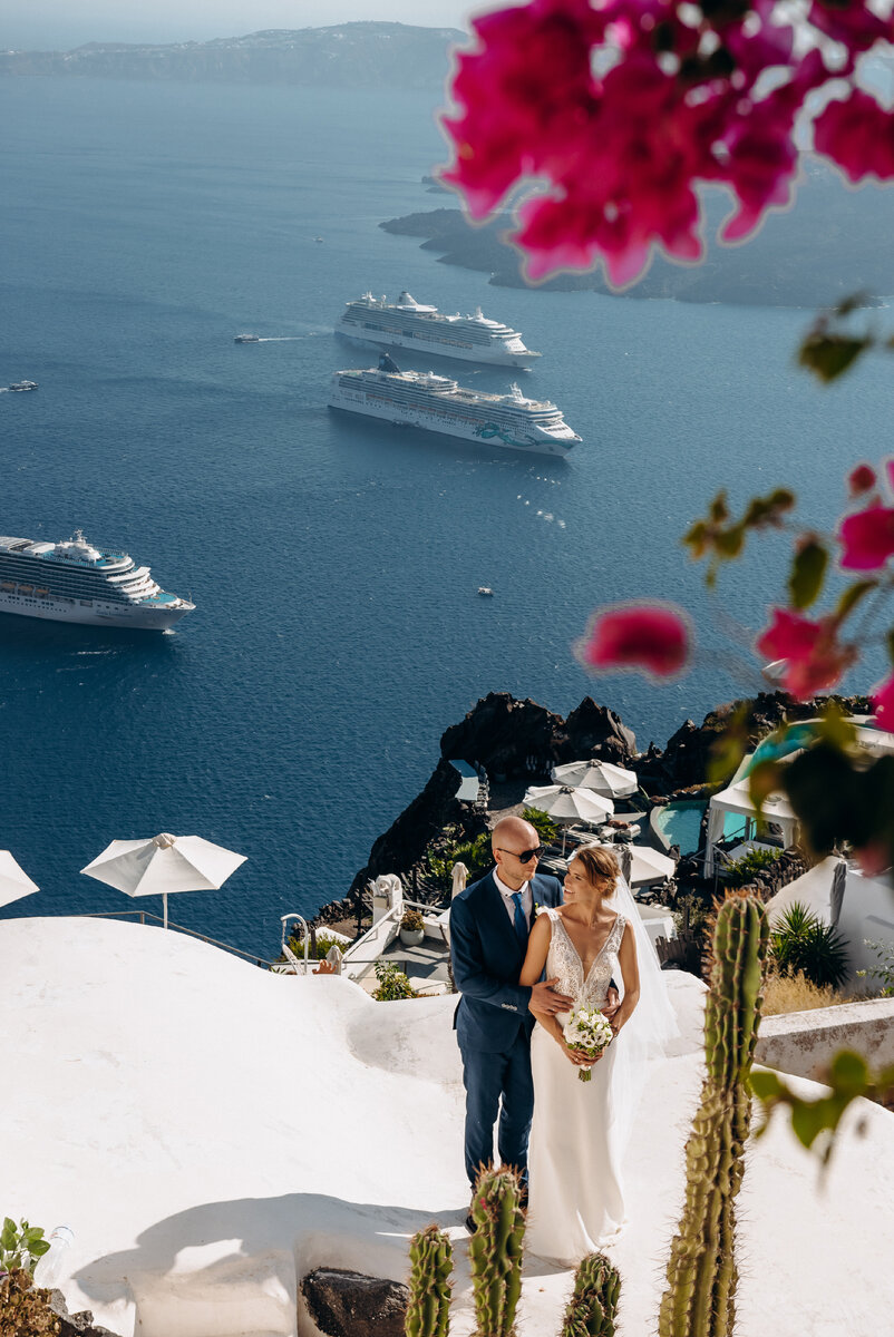 Свадьба на Санторини. Организация символической и официальной церемоний. Свадебный координатор на острове Санторини.
