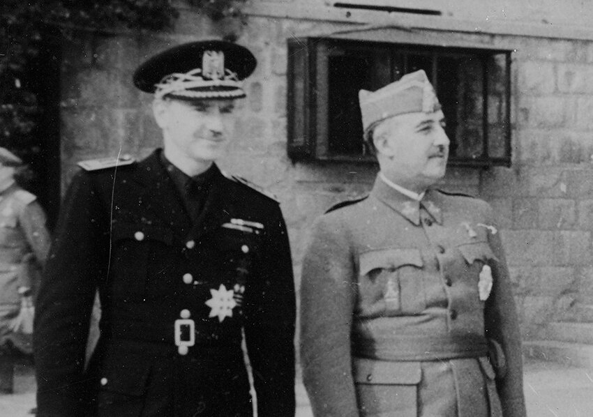 Серрано Суньер (слева) и Франсиско Франко 