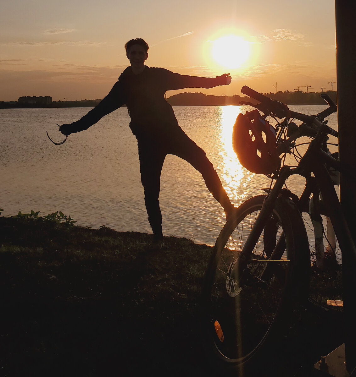 Прекрасные виды на «Казанку» с косы.