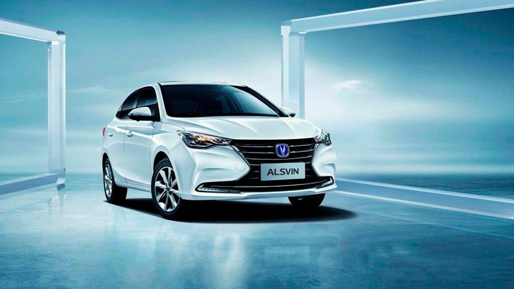     Седан Changan Alsvin предложат автомобилистам нашей страны в 2-х вариантах исполнения