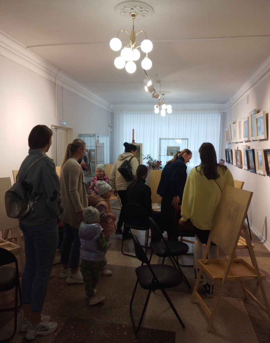 Рисуем сирень с художником Михаилом Левшиным.