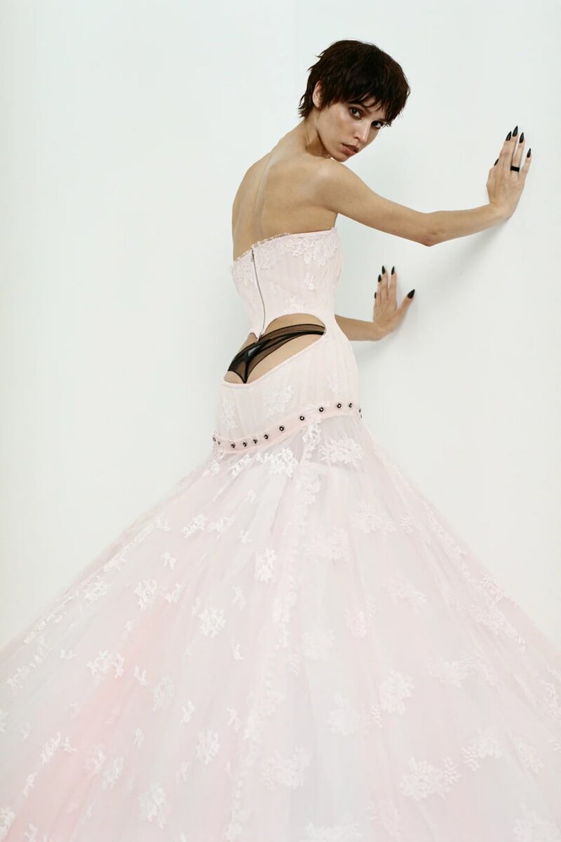 Фотография из коллекции бренда FROLOV, из открытых источников