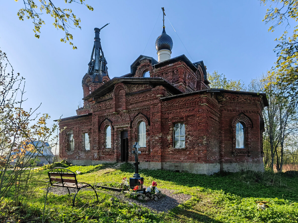 Не Иван, а Joaunъ Петрович Тарантин! Редкая надпись на памятнике, а также  старинная церковь в д. Ратчино (Кингисеппский район ЛО) | Олег Еверзов |  Дзен