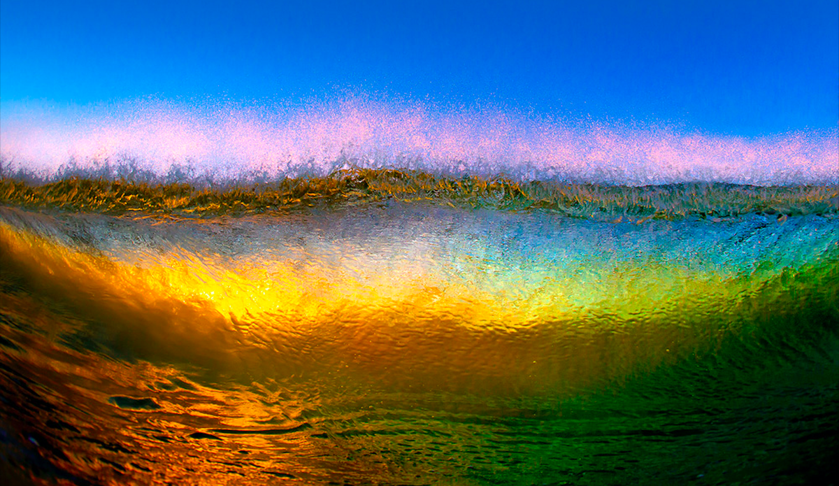 Волновая абстракция (любезно предоставлено Аароном Чангом )