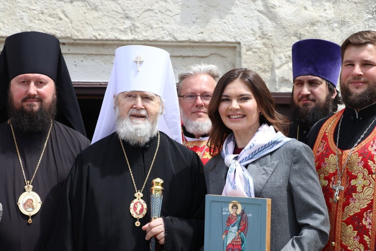 Алина Кабаева и феодосийское священство