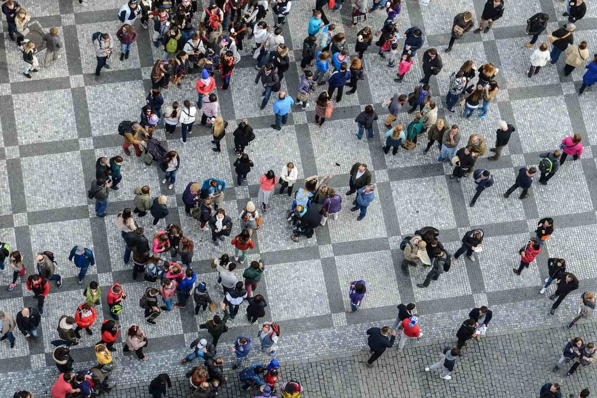 Мы ежедневно находимся в огромном поле информации, взаимодействия и эмоций