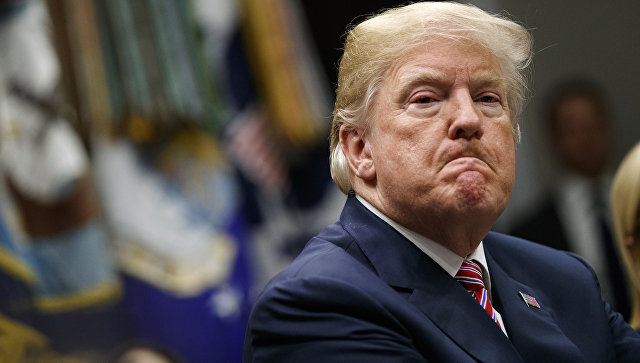 Совфед - Трампу: Серьёзные политики ракетами в Twitter не пугают
