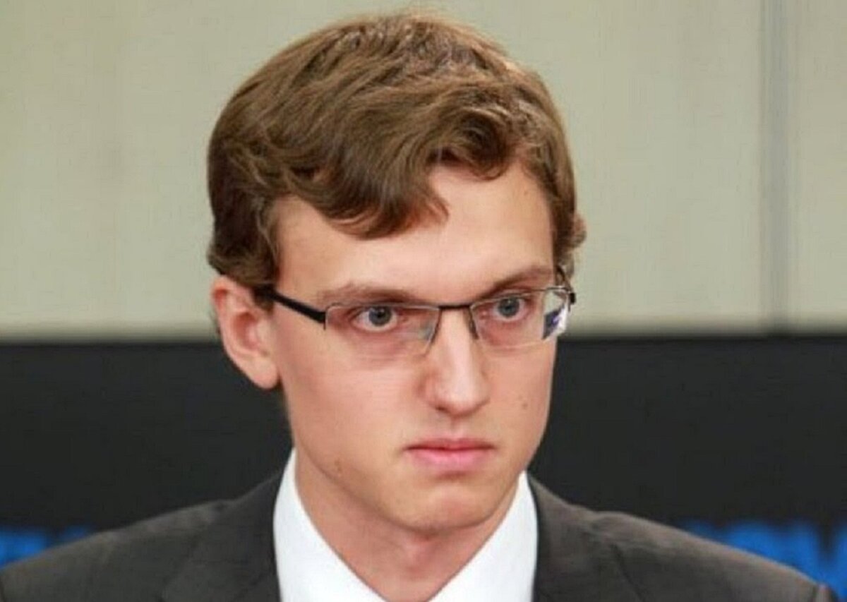 Его называют внебрачным сыном Кудрина, но это, конечно, - вымысел