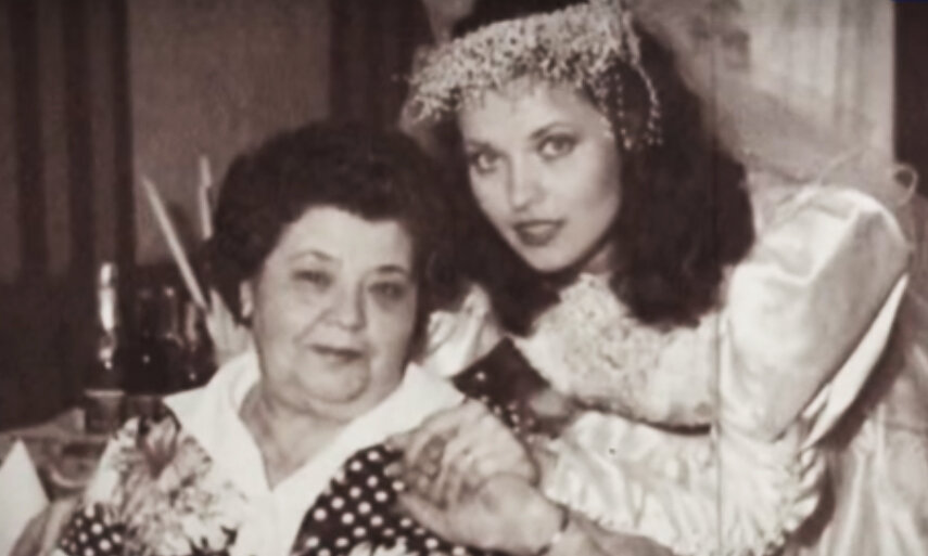 Людмила Шевель с мамой (фото из программы "Привет, Андрей")