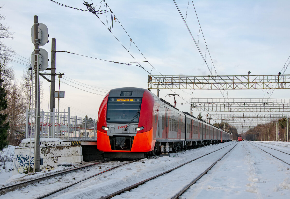 Электричка конаково грэс москва