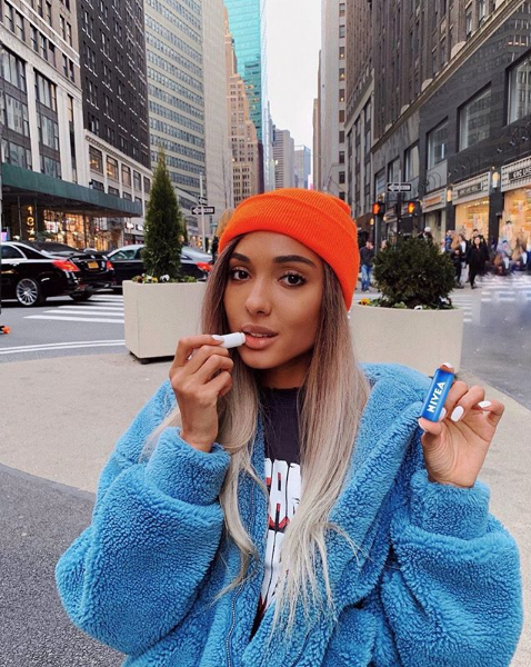 https://www.instagram.com/p/BvbrfkVgf2z/