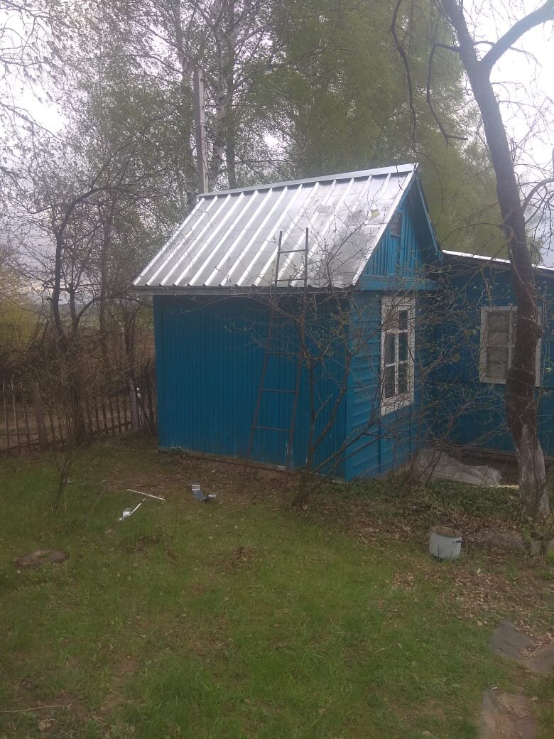 А это наша скромная дачка