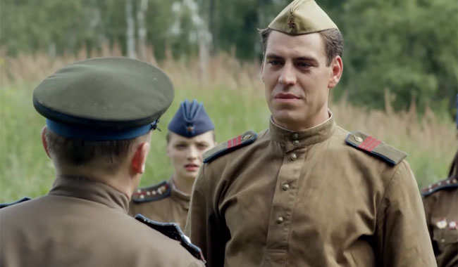 Дмитрий Дюжев в сериале «Истребители». Кадр из сериала