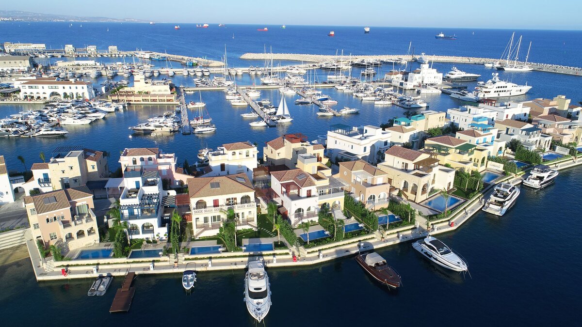 Paphos Marina. Недвижимость на Кипре.